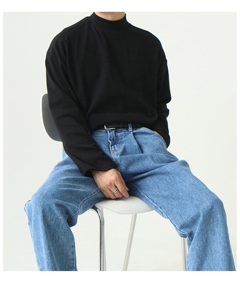 Leo | Noir Mock-Neck Sweater